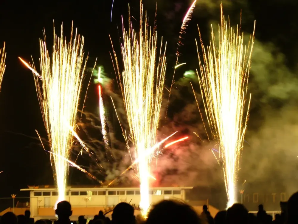 Feu d’artifice entreprise événementielle à Gargas